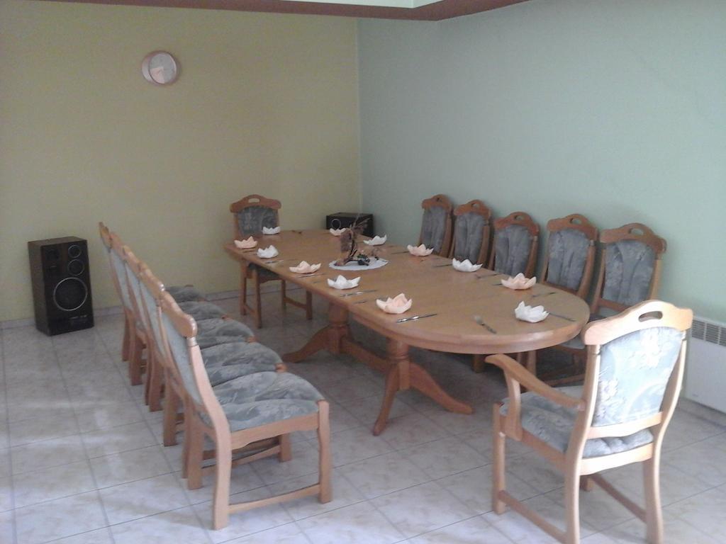 Skaistaziede Hotell Šiauliai Rum bild