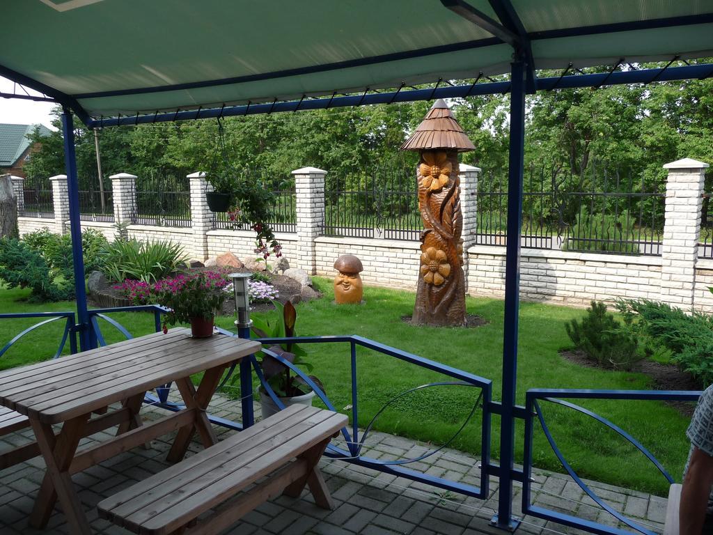 Skaistaziede Hotell Šiauliai Rum bild